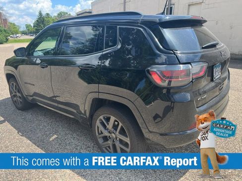 Used 2024 Jeep Compass Limited w/ High Altitude Package AWD/4WD image 2
