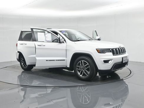 Used 2022 Jeep Grand Cherokee Limited w/ Tech Group image 35