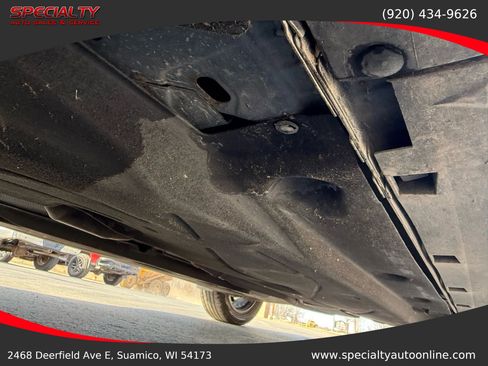 Used 2020 Ford Escape Titanium image 16