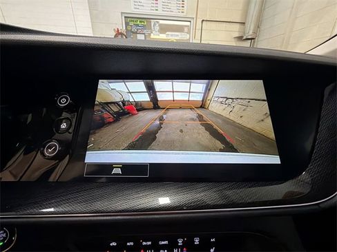 Certified 2023 Buick Envision Essence image 17