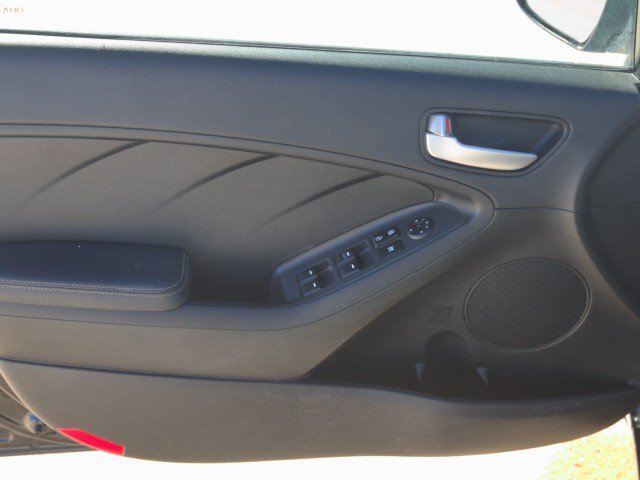 Used 2018 Kia Forte LX FWD image 12