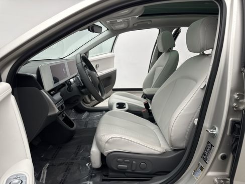 Used 2023 Hyundai Ioniq 5 Limited w/ Cargo Package image 11