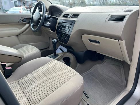 Used 2007 Ford Focus S image 7