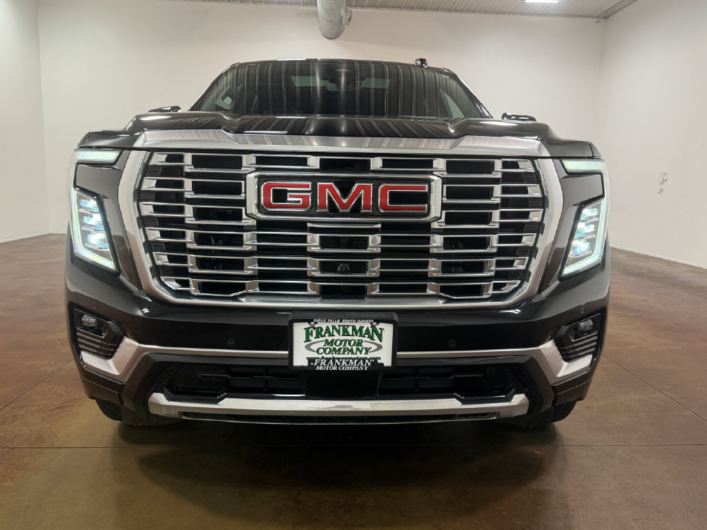 Used 2025 GMC Yukon Denali w/ Denali Reserve Package AWD/4WD image 40