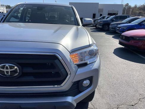 Used 2022 Toyota Tacoma SR5 image 14