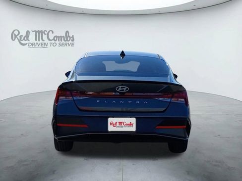 New 2026 Hyundai Elantra SEL Sport Premium FWD image 4