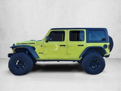 Used 2023 Jeep Wrangler Unlimited Rubicon w/ Cold Weather Group image 8