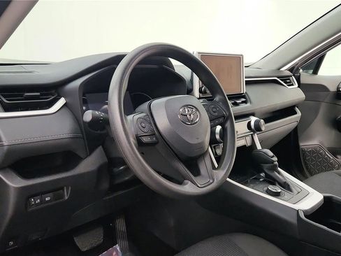 Used 2025 Toyota RAV4 LE image 23