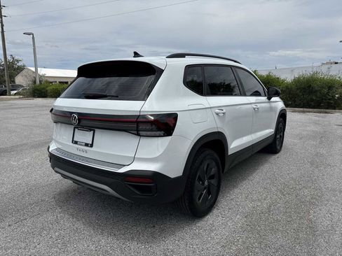 Certified 2025 Volkswagen Taos S FWD image 14