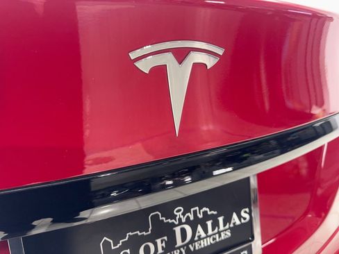 Used 2022 Tesla Model S Base image 21