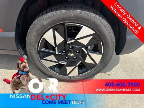 Used 2024 Hyundai Kona SEL FWD image 9