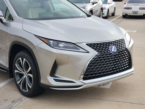 Certified 2020 Lexus RX 450hL AWD w/ Premium Package image 7