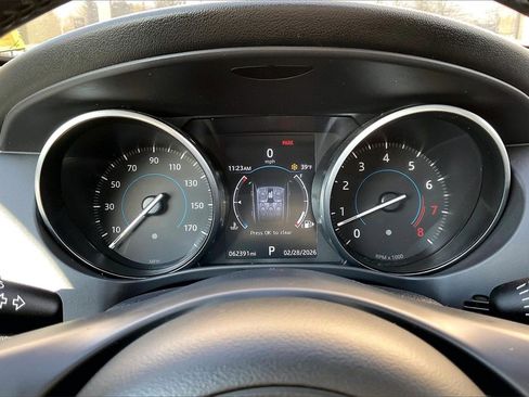 Used 2017 Jaguar F-PACE Prestige image 13