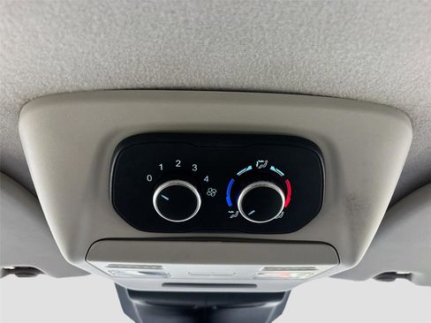 Used 2023 Ford Transit 350 XLT image 37