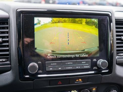 Used 2022 Nissan Frontier PRO-4X w/ Technology Package image 24