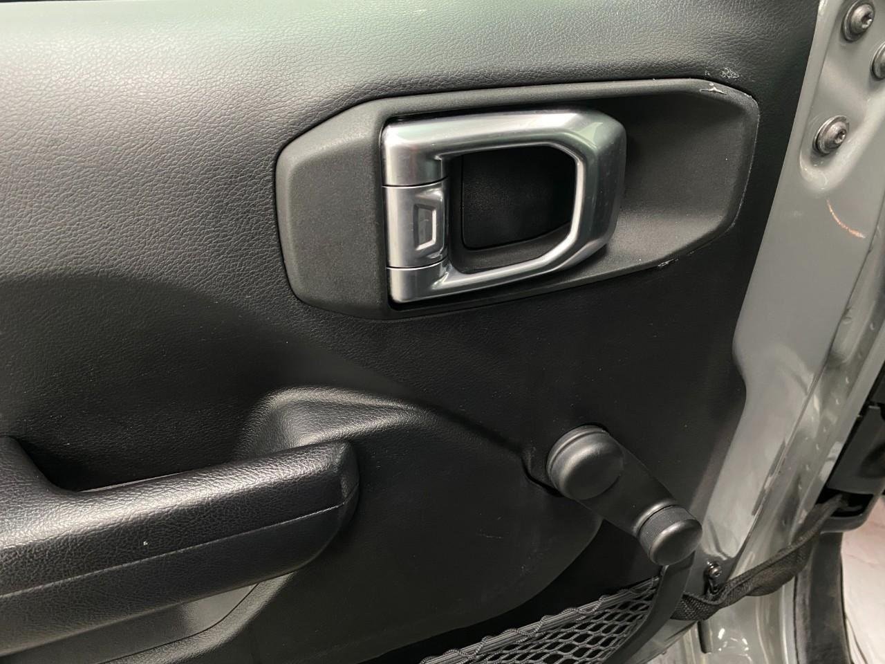 Used 2018 Jeep Wrangler Unlimited Sport AWD/4WD image 29