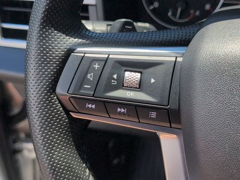 Used 2024 Mitsubishi Outlander SE FWD image 29