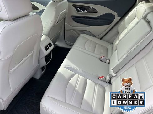 Used 2024 GMC Terrain Denali w/ Denali Premium Package image 17