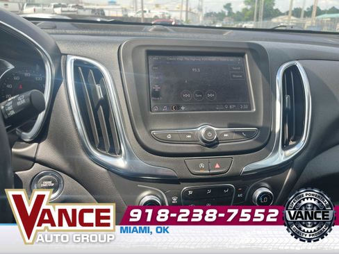 Used 2023 Chevrolet Equinox LT AWD/4WD image 8