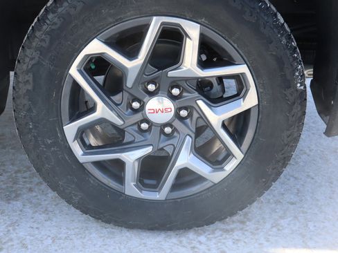 New 2026 GMC Sierra 1500 SLT w/ SLT Premium Plus Package image 22