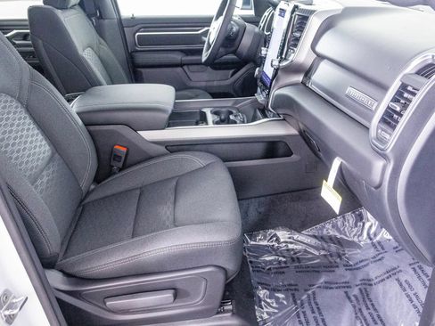 New 2026 RAM 1500 Big Horn AWD/4WD image 34