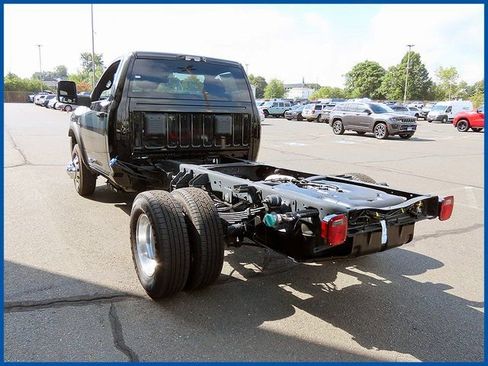 New 2025 RAM 3500 Tradesman image 5