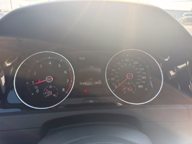 Used 2019 Volkswagen Golf 4-Door FWD image 15