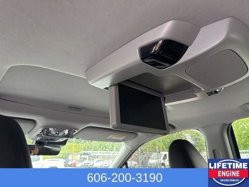 Used 2022 Honda Pilot Elite image 16