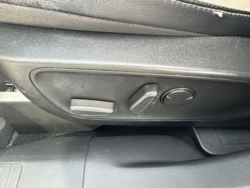 Used 2022 Ford Escape SEL AWD/4WD image 11