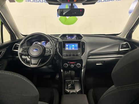 Used 2023 Subaru Forester Premium image 8