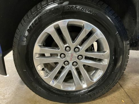 Used 2018 GMC Canyon SLT w/ Trailering Package AWD/4WD image 11