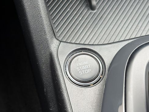 Certified 2025 Kia K4 EX image 21