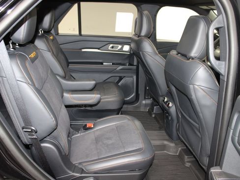 New 2026 Ford Explorer Tremor AWD/4WD image 33