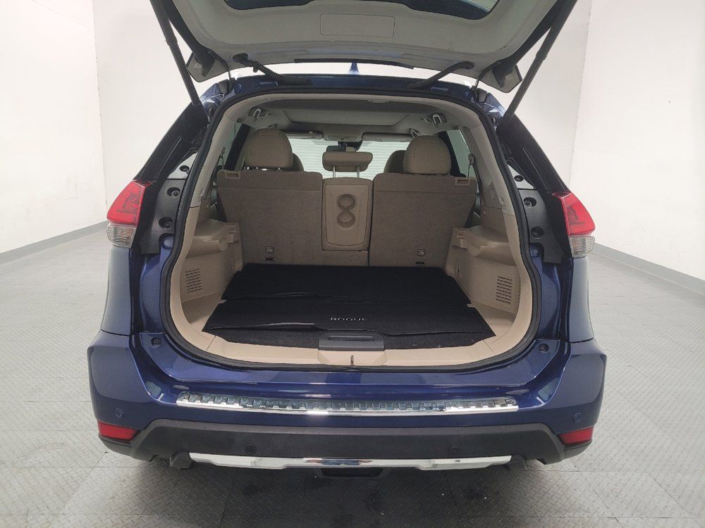Used 2020 Nissan Rogue SV w/ Sun & Sound Touring Package FWD image 29