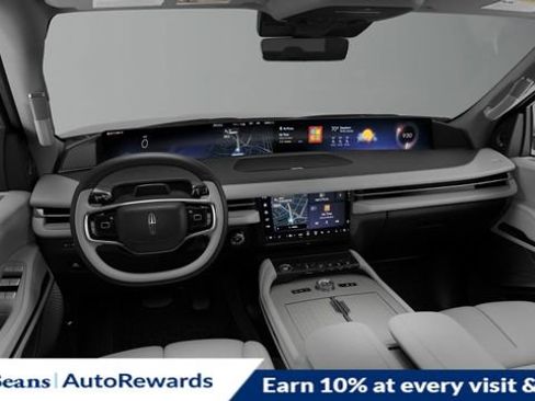 New 2026 Lincoln Navigator L Reserve AWD/4WD image 3