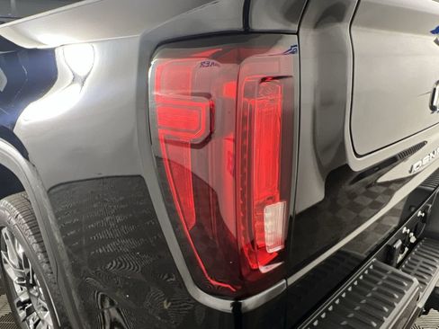 Used 2025 GMC Sierra 1500 Denali Ultimate AWD/4WD image 37