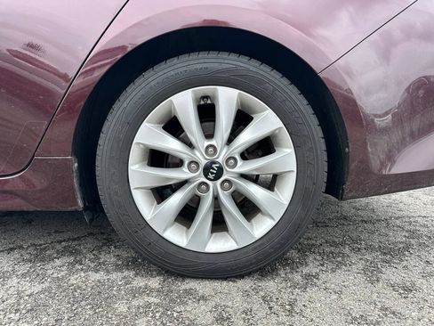 Used 2016 Kia Optima EX w/ Premium Package FWD image 7