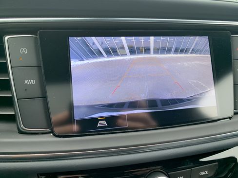 Used 2023 Buick Enclave Essence w/ Experience Buick Package image 20