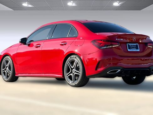 Used 2020 Mercedes-Benz A 220 image 3