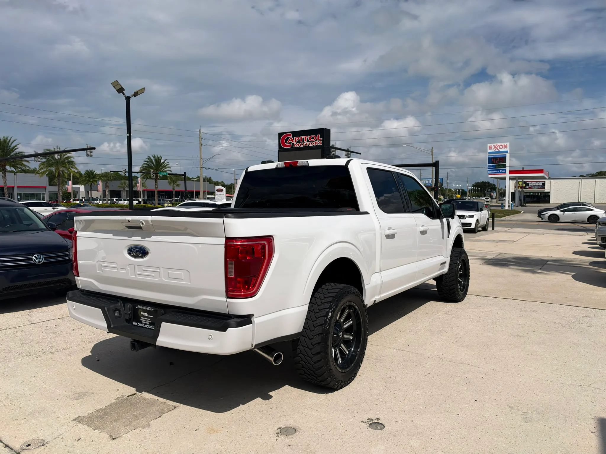 Used 2022 Ford F150 XLT w/ Equipment Group 302A High AWD/4WD image 5