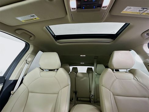 Used 2018 Acura MDX SH-AWD w/ Technology Package image 21