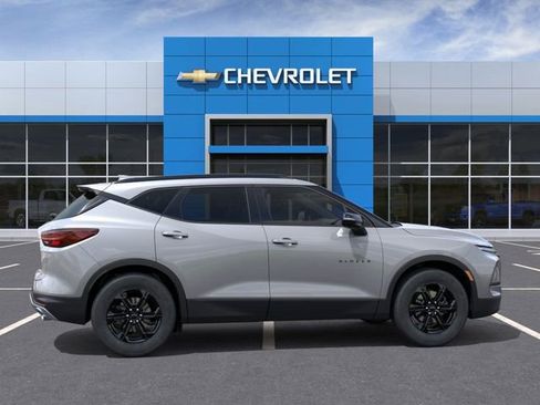 New 2026 Chevrolet Blazer LT w/ Midnight/Sport Edition AWD/4WD image 5