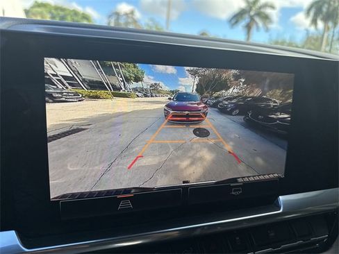 Used 2024 GMC Sierra 1500 SLT image 24