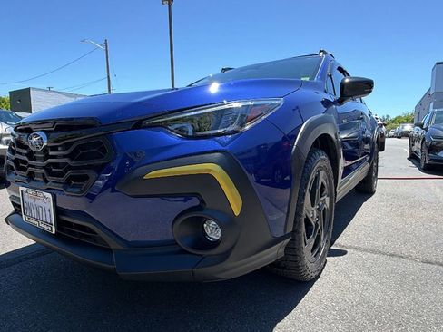 Used 2024 Subaru Crosstrek 2.5i Sport w/ Crosstrek Mirror Package AWD/4WD image 9