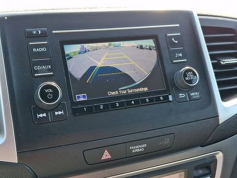 Used 2017 Honda Ridgeline RTL image 17