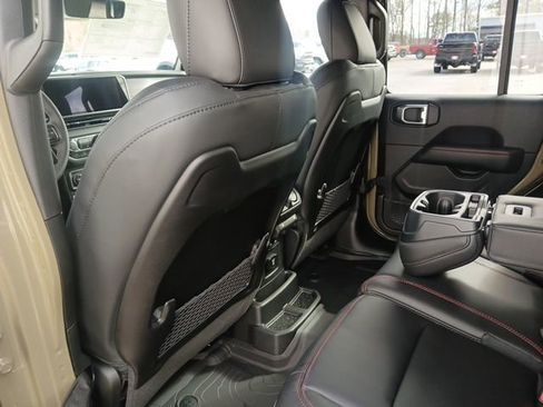 New 2026 Jeep Wrangler Unlimited Rubicon image 21