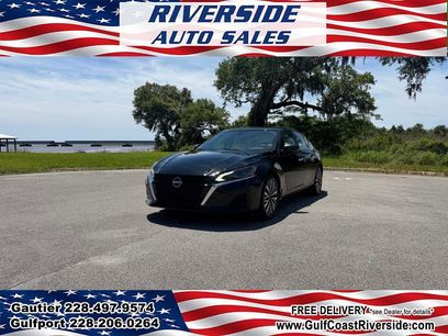 Used 2025 Nissan Altima 2.5 SV