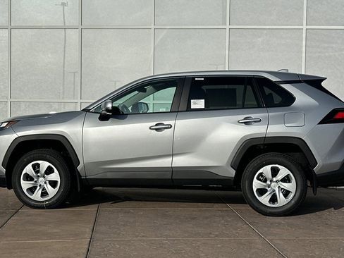 New 2025 Toyota RAV4 LE image 7