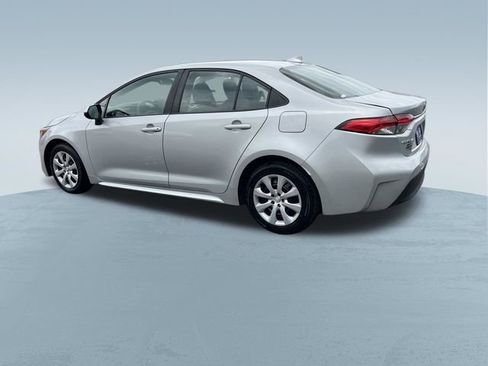 Used 2024 Toyota Corolla LE FWD image 8