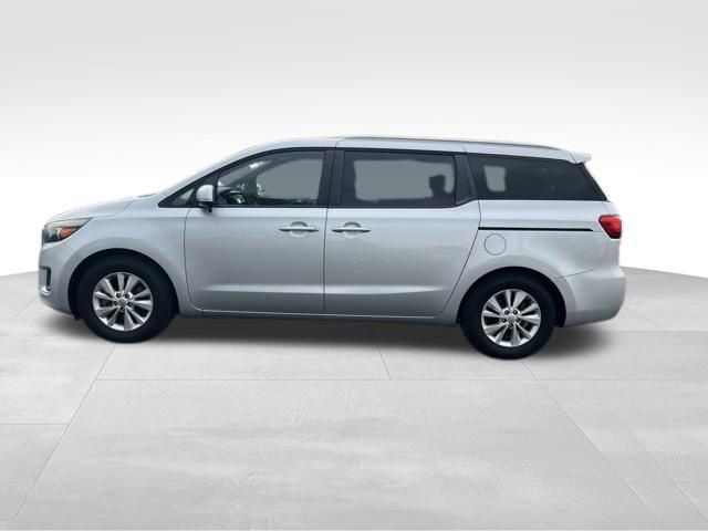 Used 2015 Kia Sedona LX FWD image 4